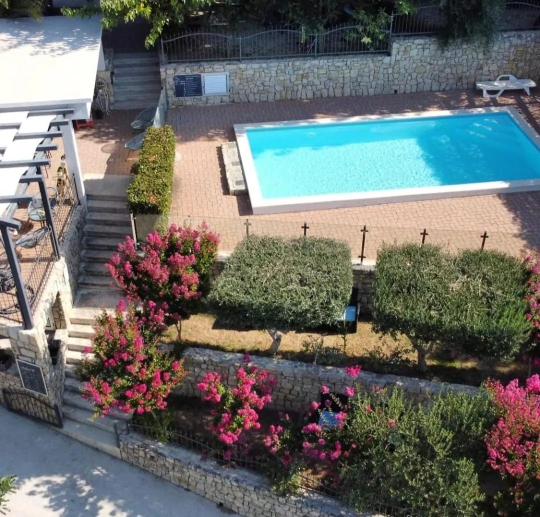 Odmoree Camp & Hostel Ražanac Croatie